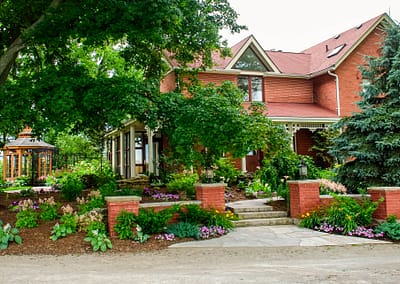 Orangeville Landscape Design and Custom Brick Work by Tumber & Associates